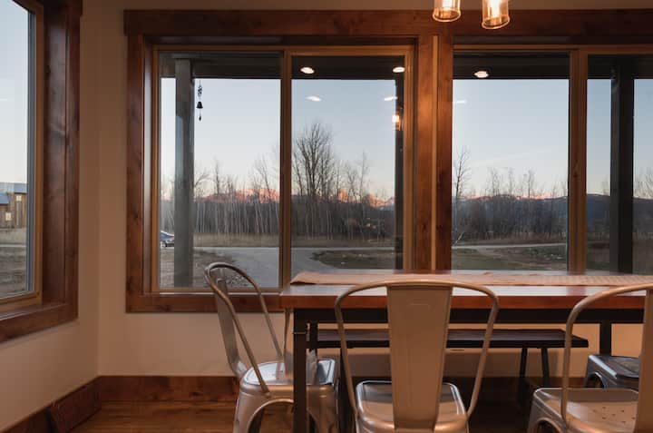 The Hideaway Cabin- Fast Track To Targhee!