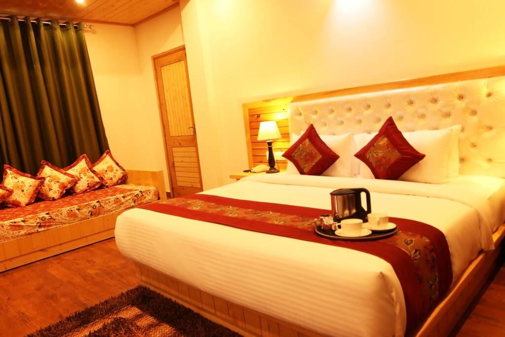 Bed room