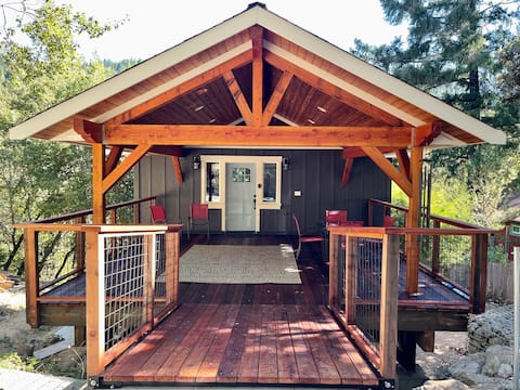 Avenue of the Giants Pepperwood Place (#2)