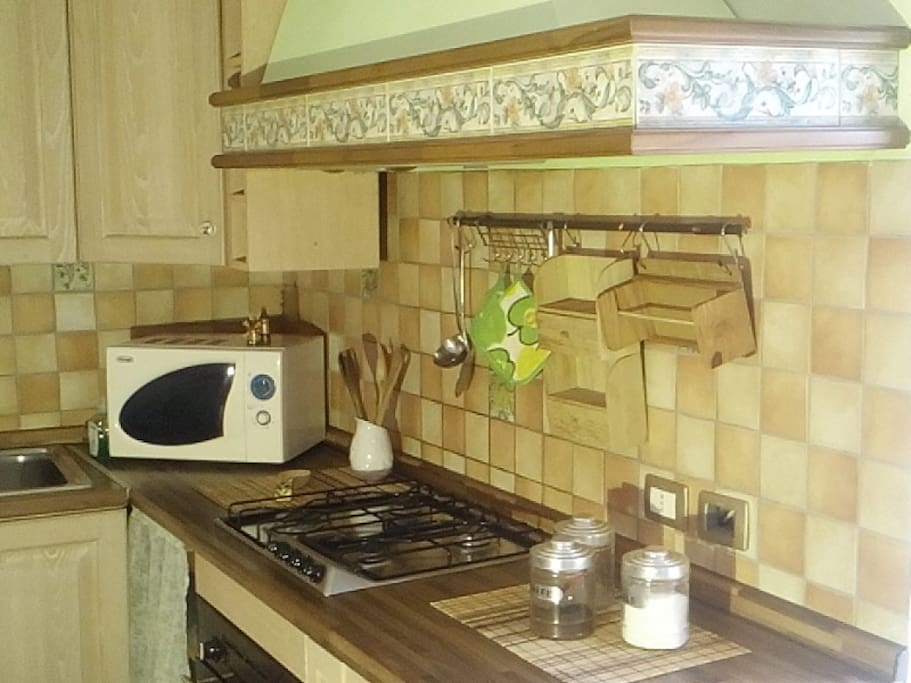 CUCINA ATTREZZATA