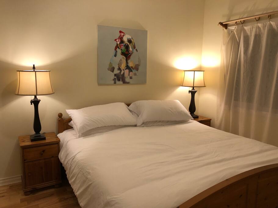 Private king size bedroom