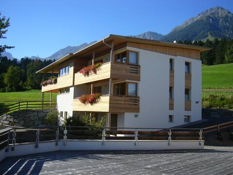 Popular Airbnb listing: Apartments Karlhof - Beautiful view in Mühlau