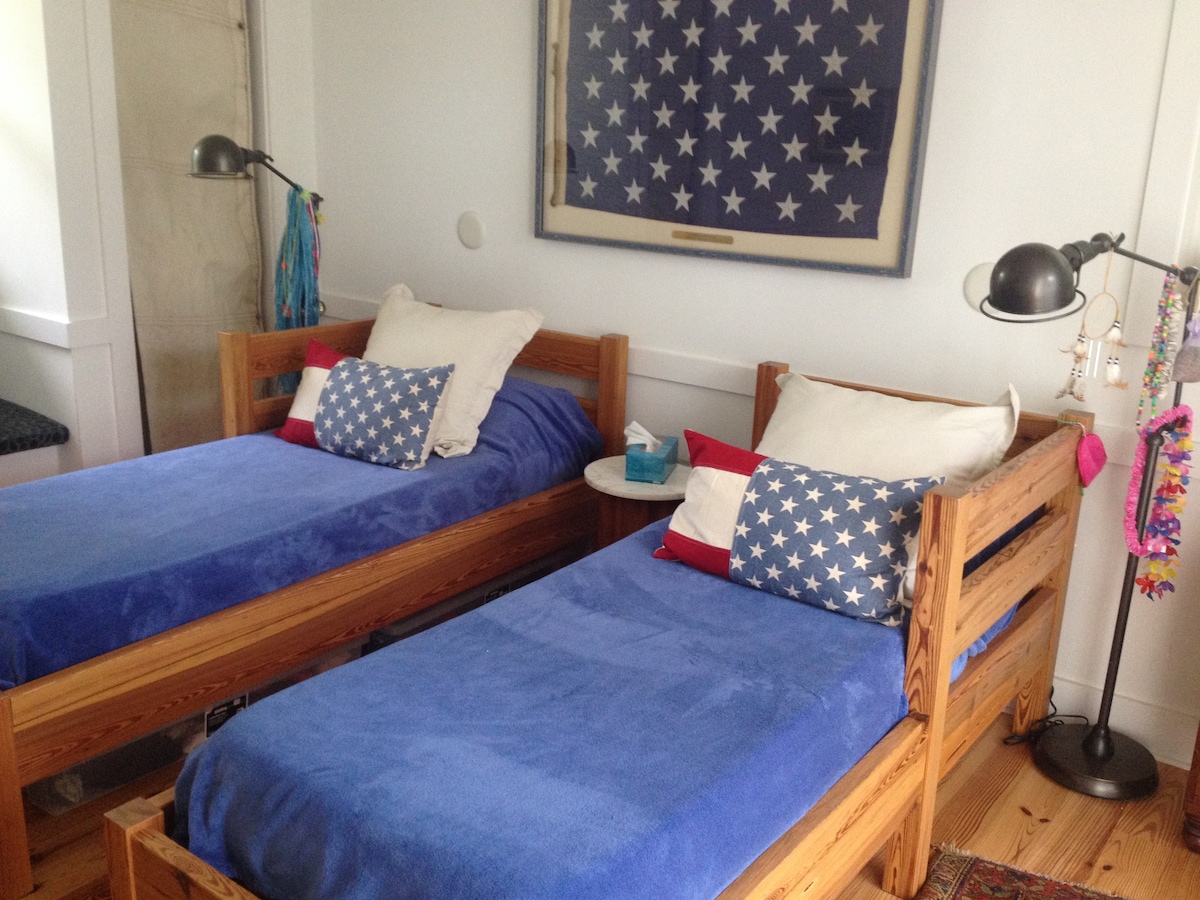 Suite de invitados: puede ser una cama tamaño queen