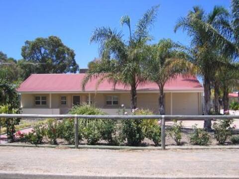 The Palms 11 beds 6 bedrooms