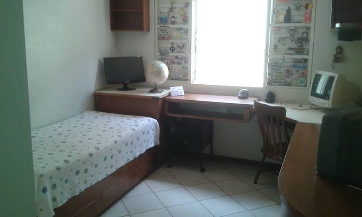 ห้องเดี่ยว (เตียงสองเตียง)