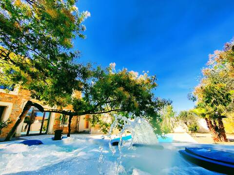 Villa Napoléon
Canal du Midi 
Pool & Hot Tub
