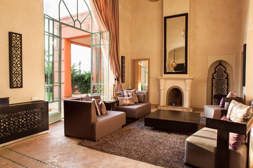 Living Room & Fire Place