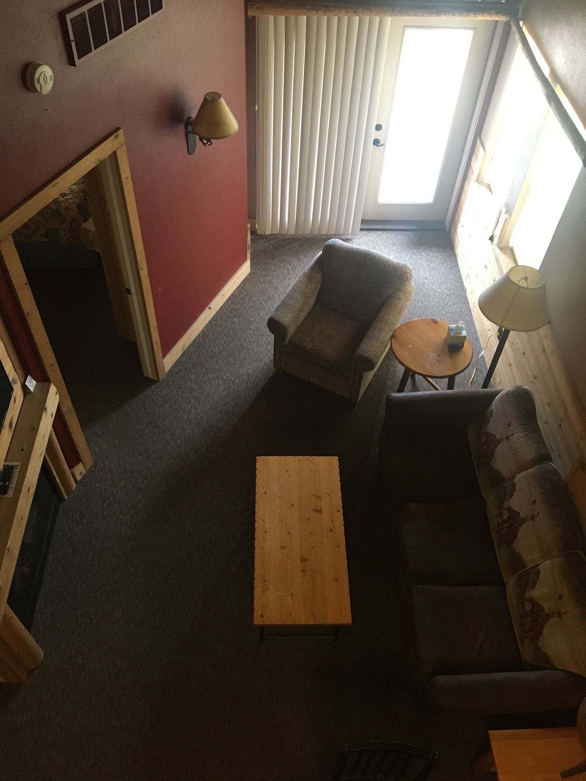 Výhľad z podkrovia na poschodí