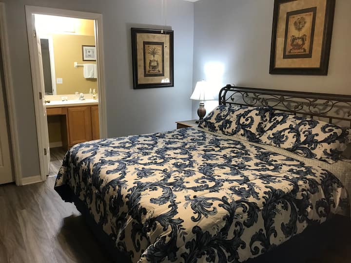 Upper King Master Suite #2