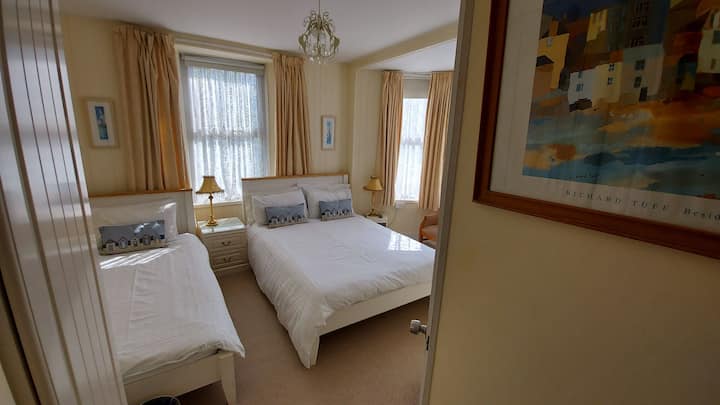 Dhoma 1 me banjë brenda