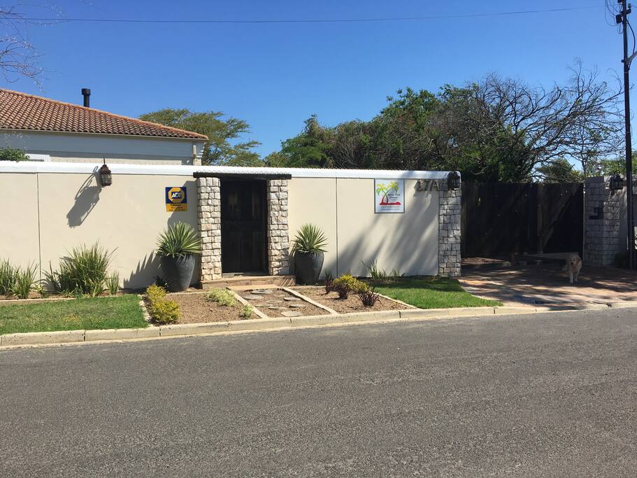 Entrance property