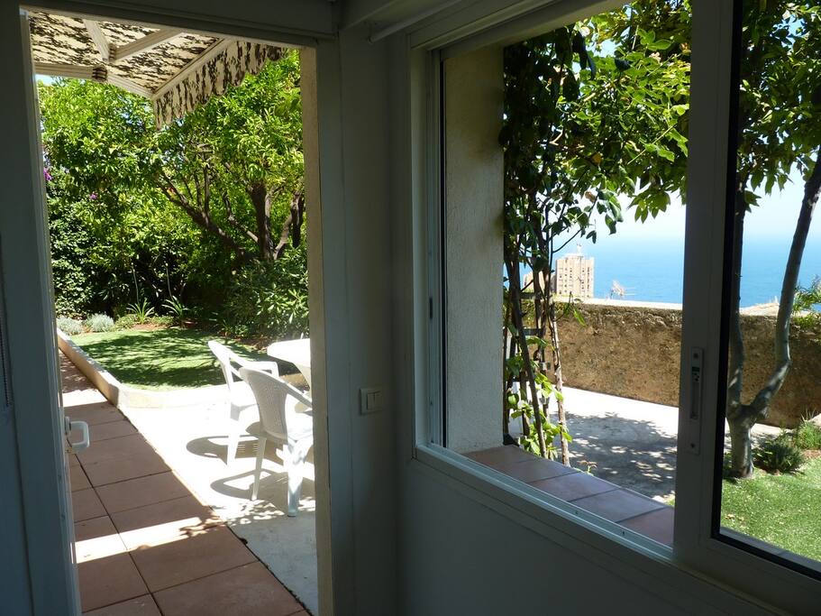 Accès direct sur la terrasse de la chambre parentale
