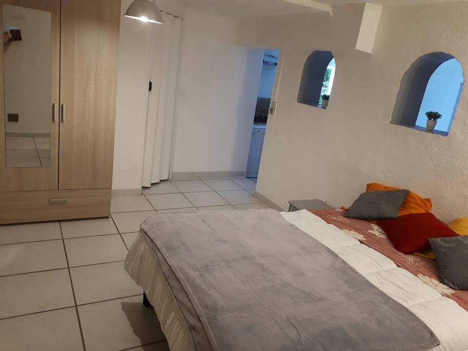 chambre lit 2 places et lit superposer pour 2 enfants