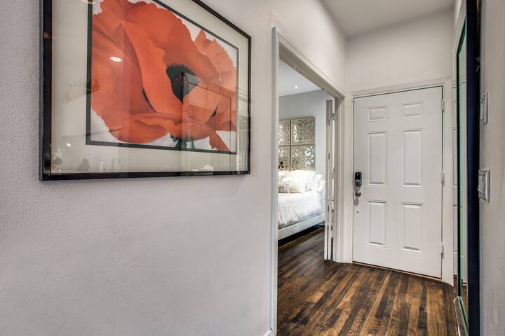 Sweet Retreat-Highland Park gallery image 5