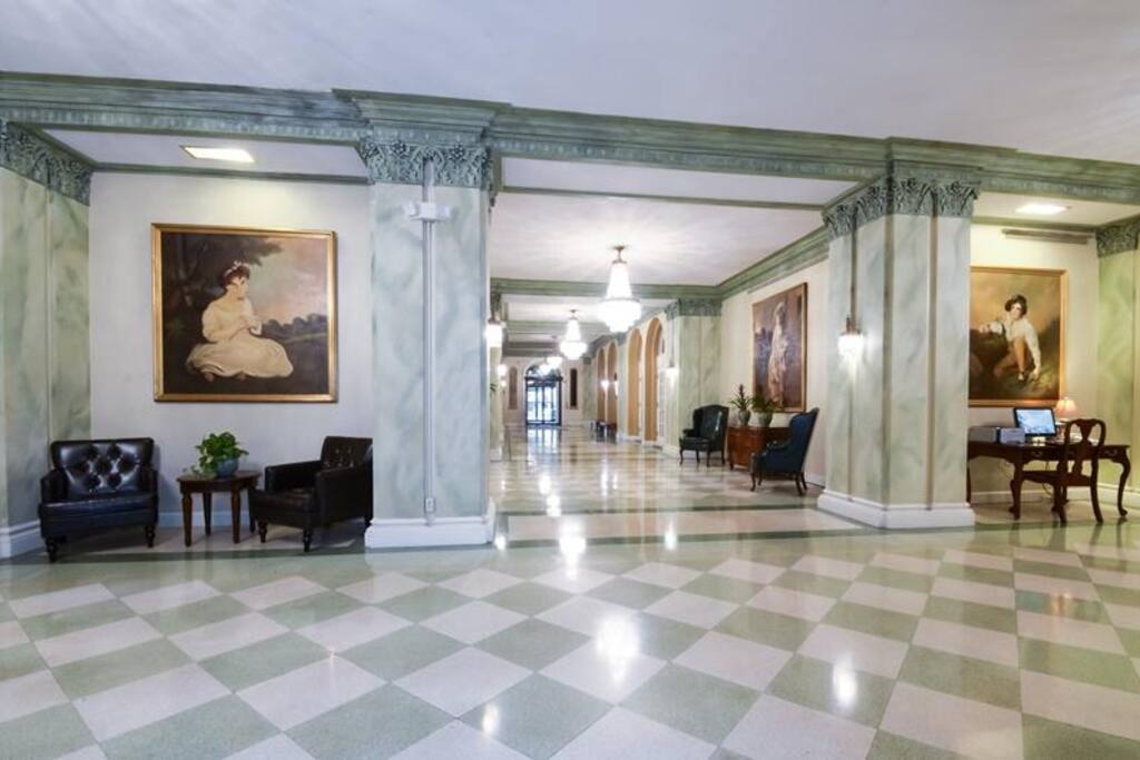How Old To Rent Hotel Room In Michigan How Old To Rent Hotel Room In Michigan