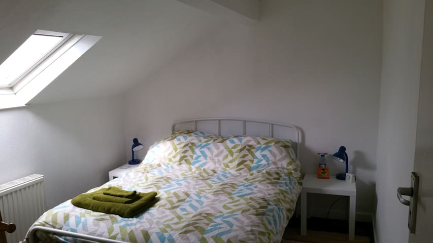 Spacious, bright and comfortable home from home.