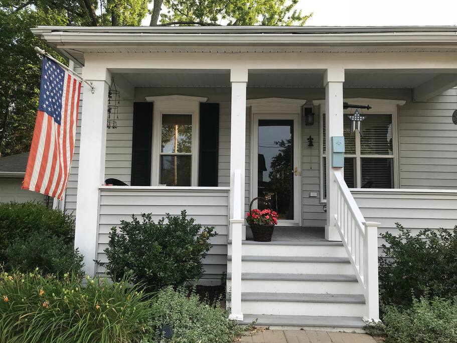The Scott House (est. 1881) Houses for Rent in Grand Ledge, Michigan