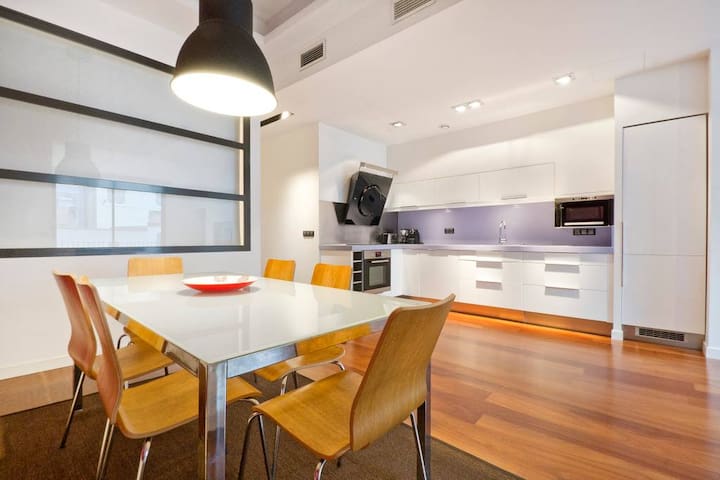 Near the beach, bright, modern and spacious.