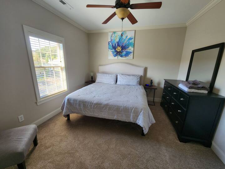 Luxe Townhome In Gated Community Townhouses for Rent in Huntsville