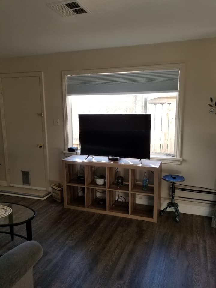 Cozy Middle Studio Unit In Old Sw Reno. - Reno