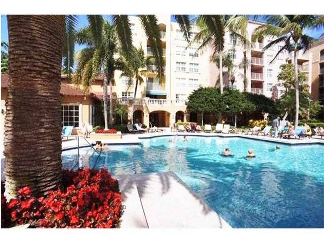 2 bed / 2 baths condo - Yacht Club Aventura