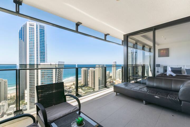 Circle on Cavill - 1 Bedroom + Study Ocean