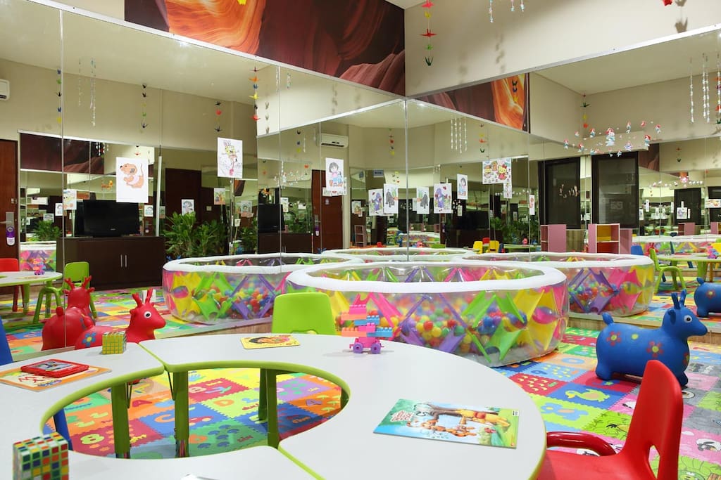 Kids playing room