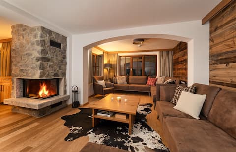Luxury Chalet Brunneis - Haus Gertrud