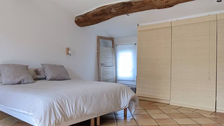 חדר שינה ראשי מס '1