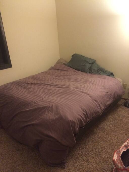 kingsize bed