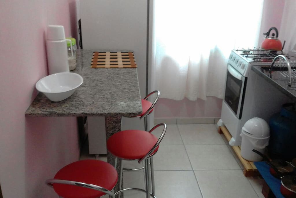 cozinha conjugada com a Lavanderia