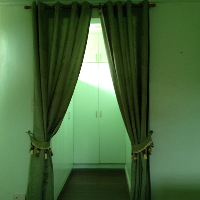 Walk in Cabinet