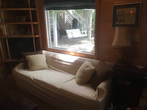Top performing Airbnb: The Boathouse in Charleston / North Charleston