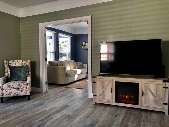 Cozy Home Near Popular Local Attractions