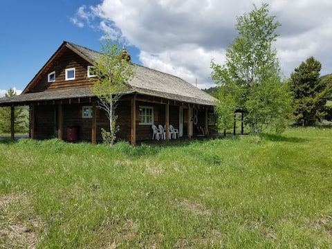 Rustic Yellowstone Summer/Winter Ranch Cabin