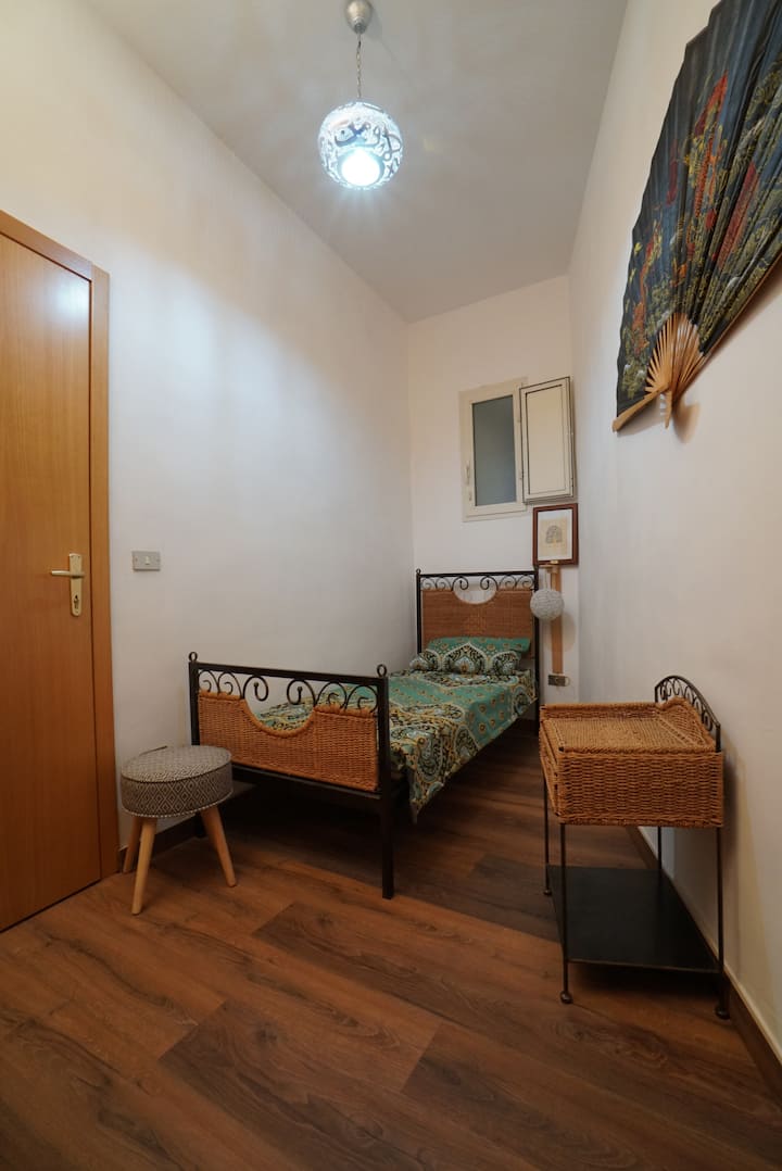 غرفة مفردة 1