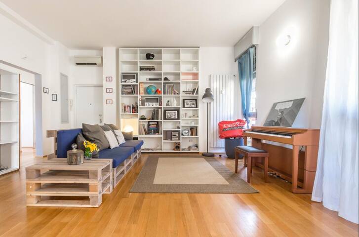 Fiera Milano city Flat gallery image 5