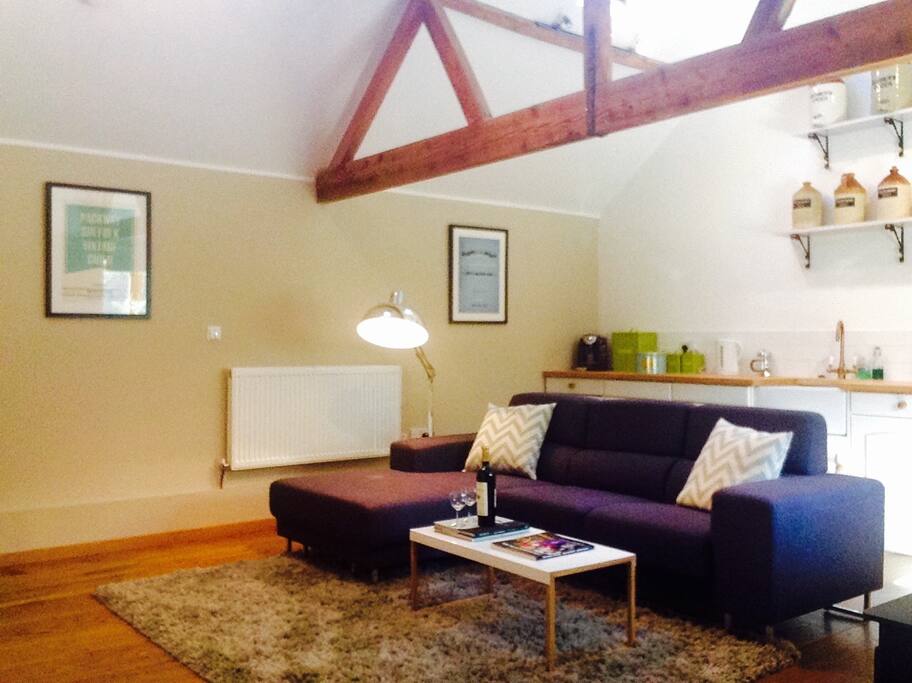 Sunning living area