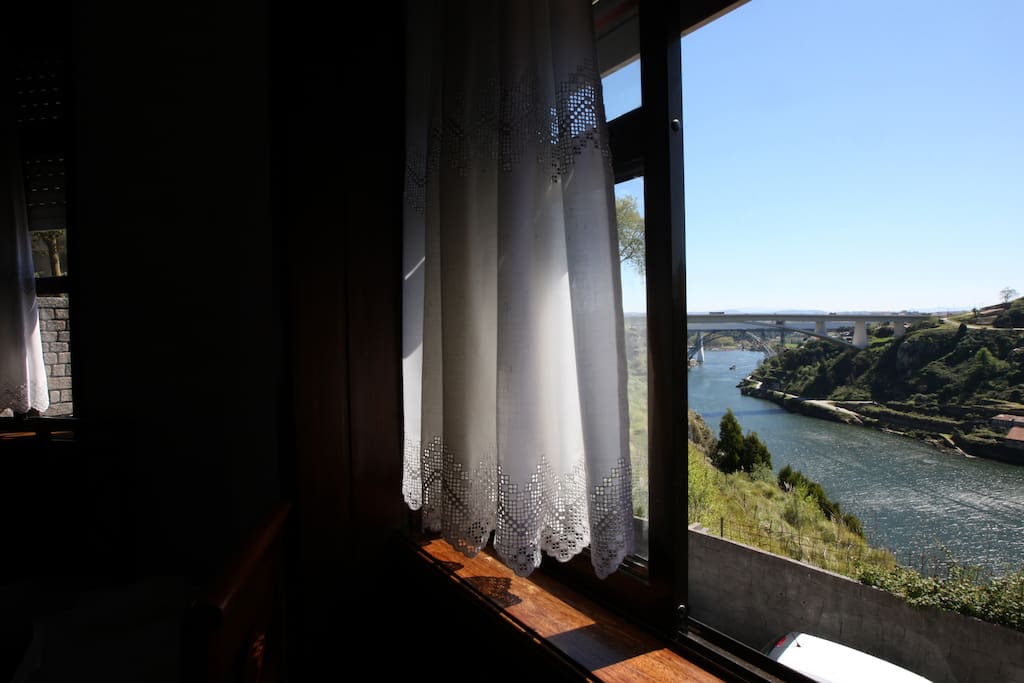 Vista do quarto / View from the bedroom window