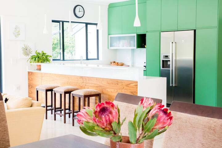 Woodcutters View gallery image 4