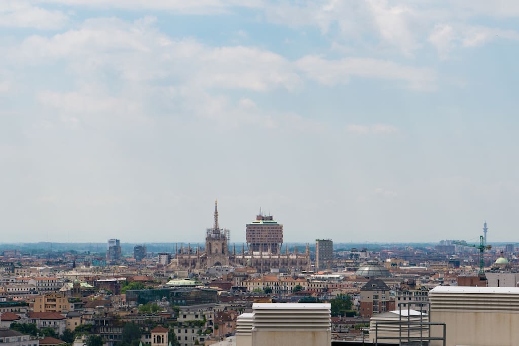 Milano Skyline view