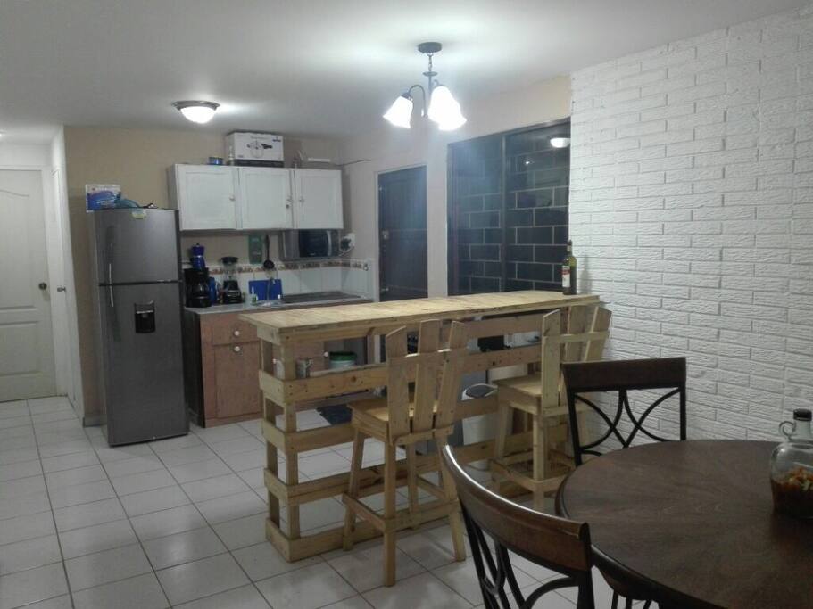 Dinning Kitchen - Cocina/Comedor
