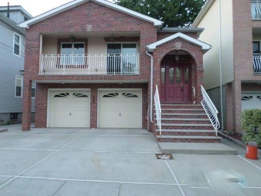 Host up to 20! Close to NYC, EWR; 4car Parking