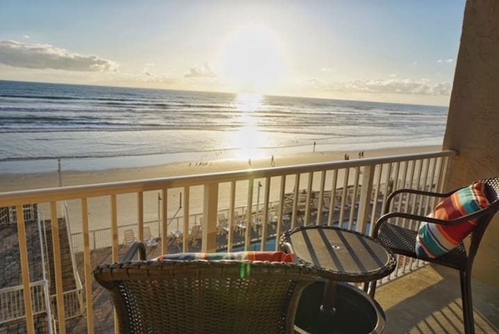 Airbnb Daytona Beach Shores Vacation Rentals Places To Stay