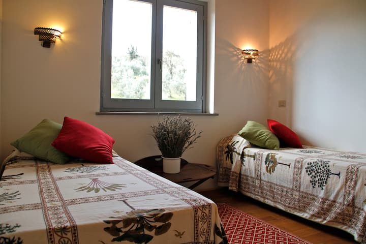 Двойна спалня на първия етаж