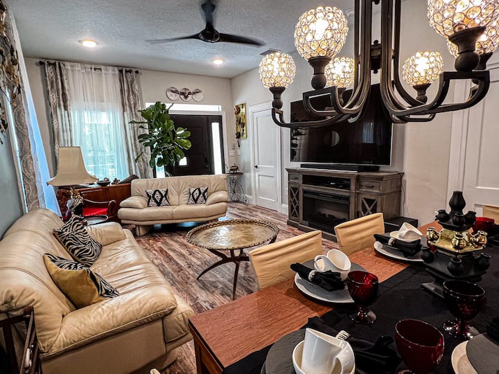 Ybor City Bungalow W/casita & Backyard Oasis - Tampa, FL