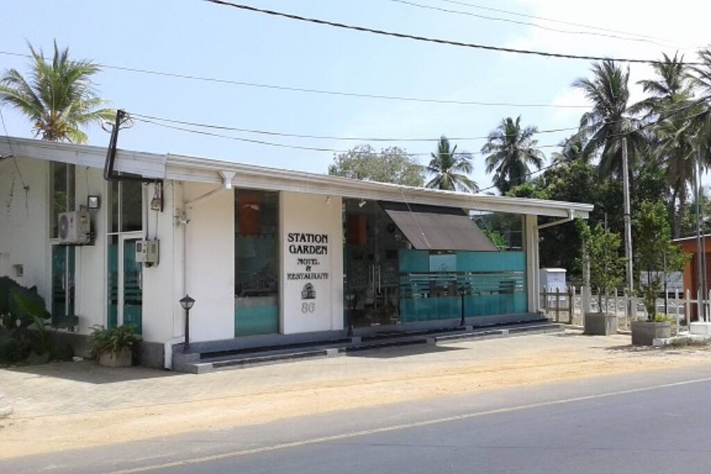 view of the motel from across the road