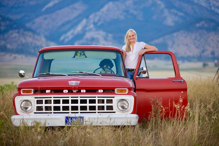 The Montana Mountain Villa gallery image 4