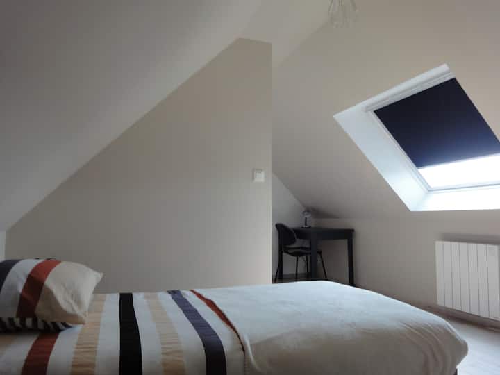 ... avec un accès au palier / bureau