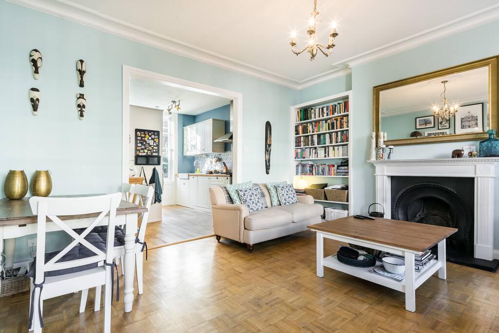 Spacious light living area